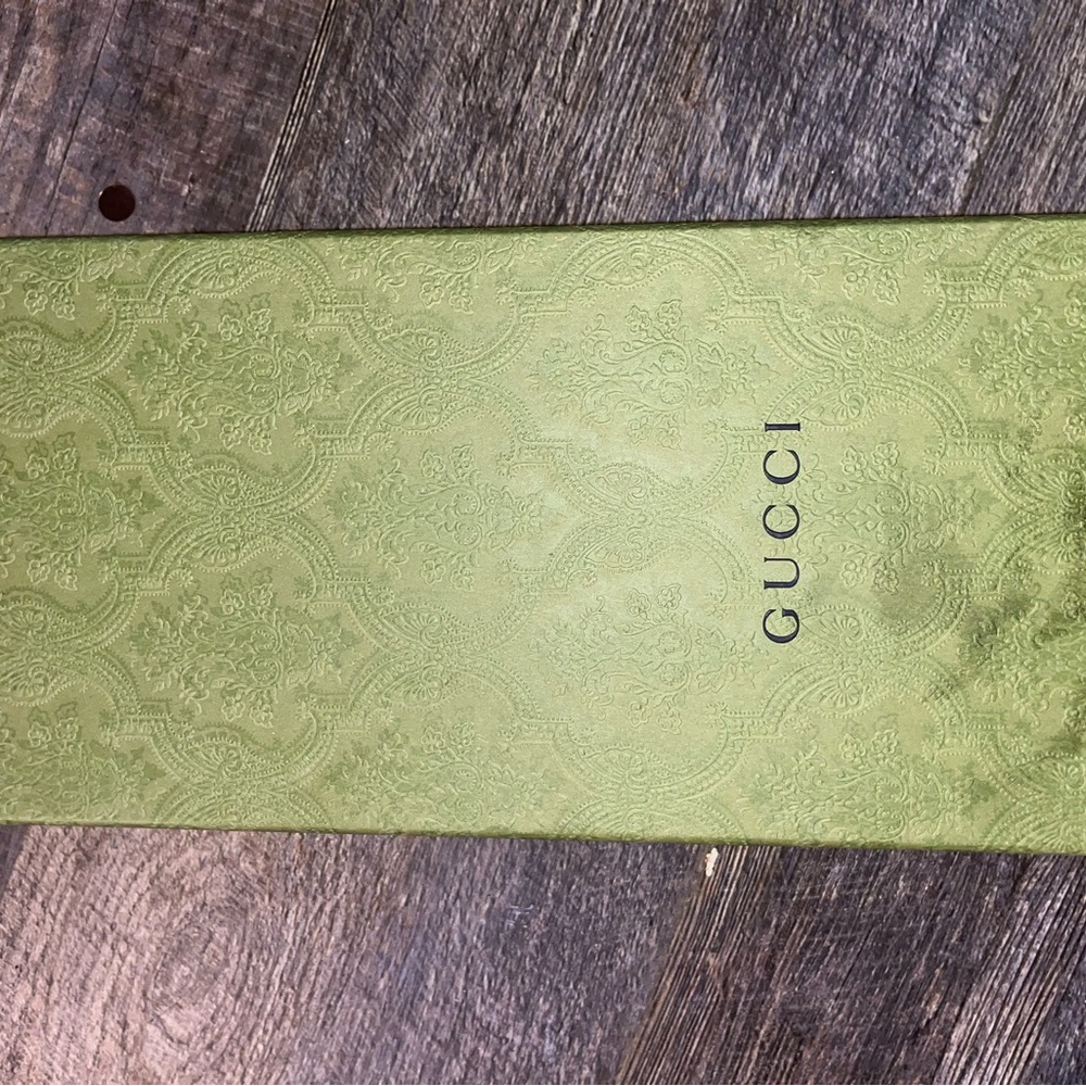 Gucci Malaga kid mystic white